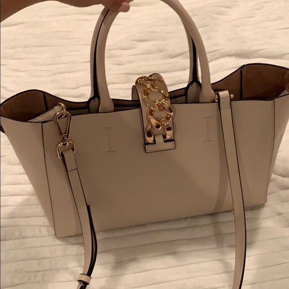 Purse - Picture 2 of 4